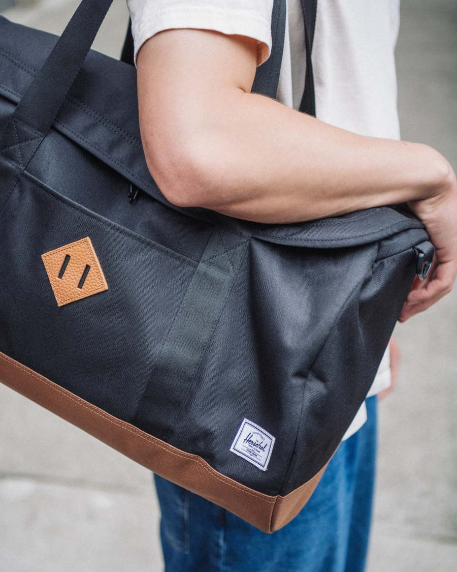 Herschel Supply Co. Heritage Duffle - 40L Black Tonal