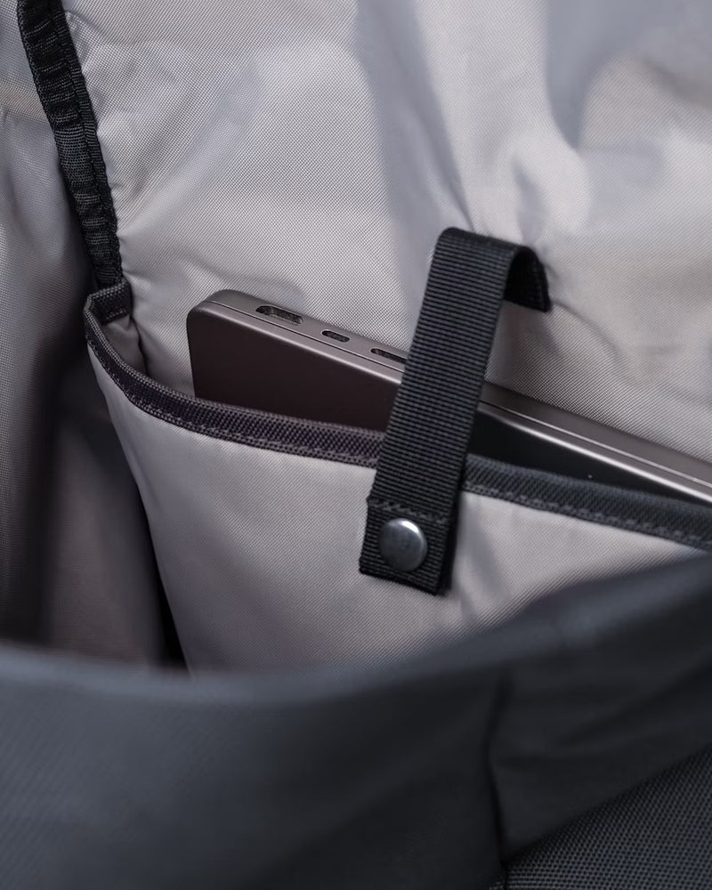 Sandqvist GROUND Rolltop Backpack L Navy