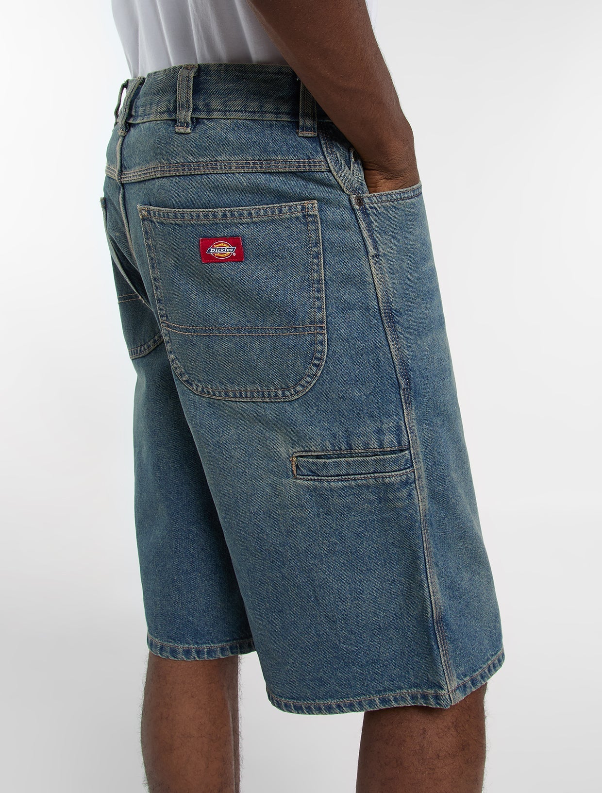 Dickies 958 13-Inch Loose Short Khaki Tinted Blue