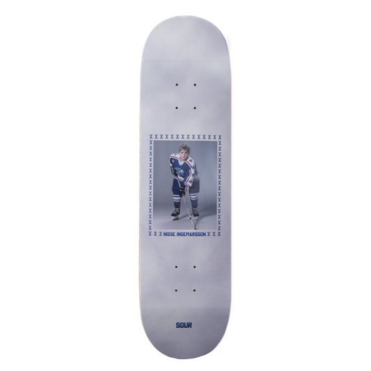 Sour Nisse – Hockey – Deck