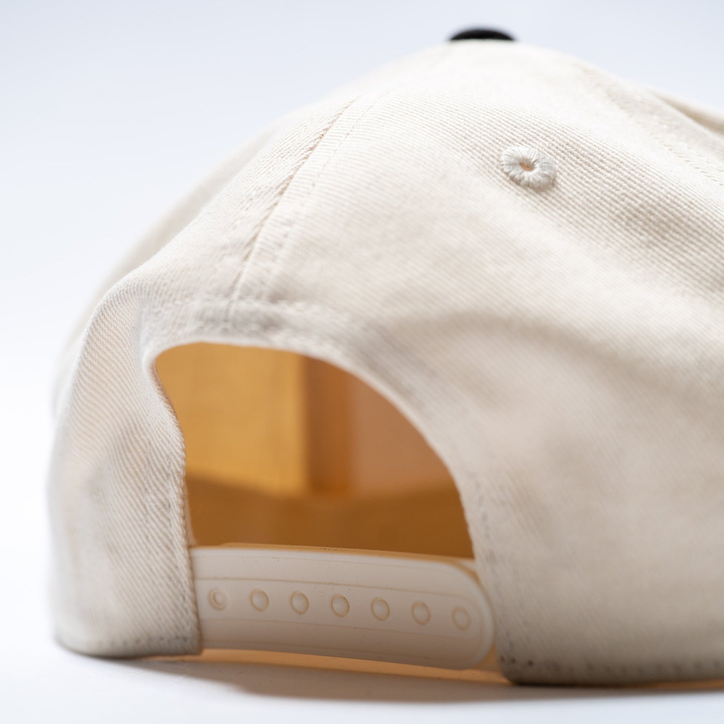 Times Contrast Logo Cap Black/Natural